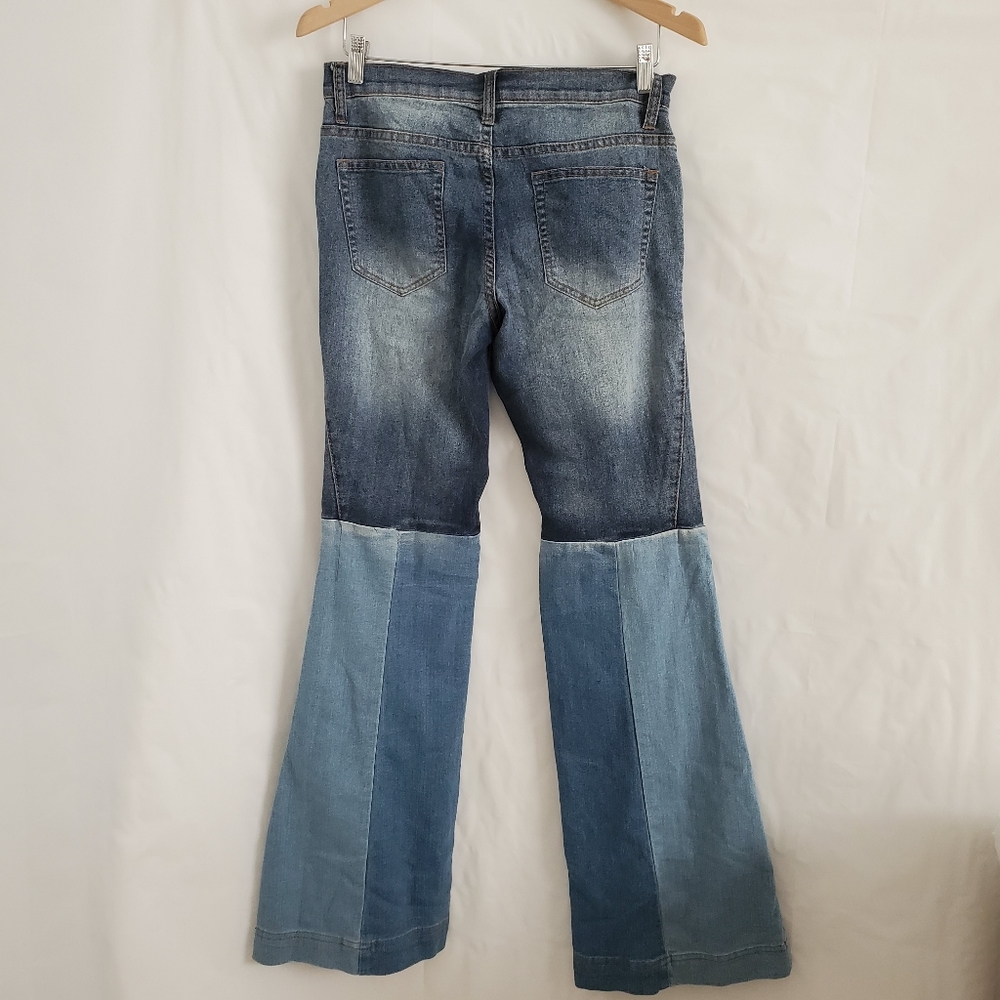 Venus Patchwork Bell Bottom Boho Flare Jeans Sz 2 - image 4